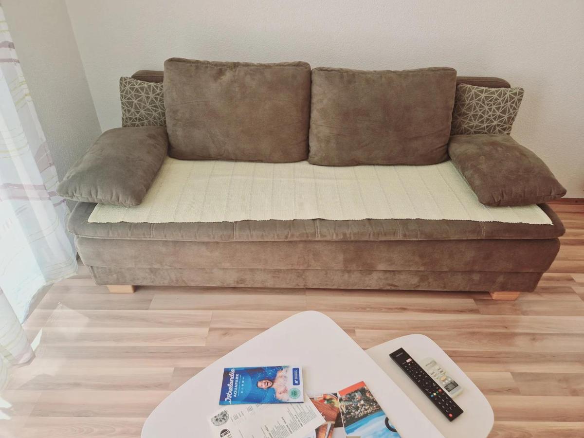 Apartments In Rijeka, Free Parking And Large Terrace, 15Min Drive From The Beach Eksteriør bilde